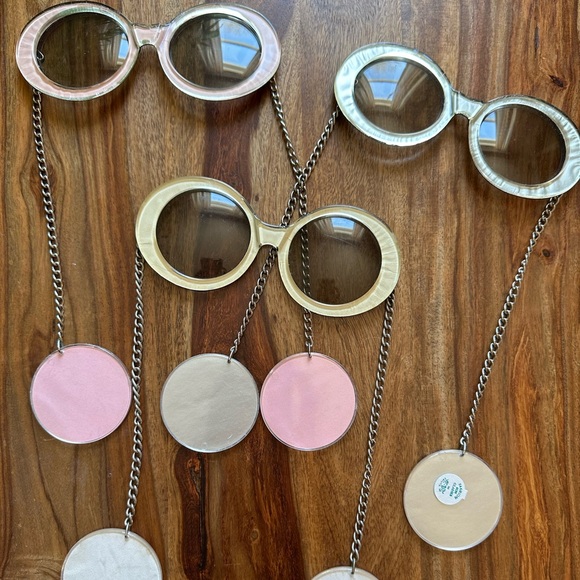 Follow me on Instagram @themadlila - Picture 3 of 10